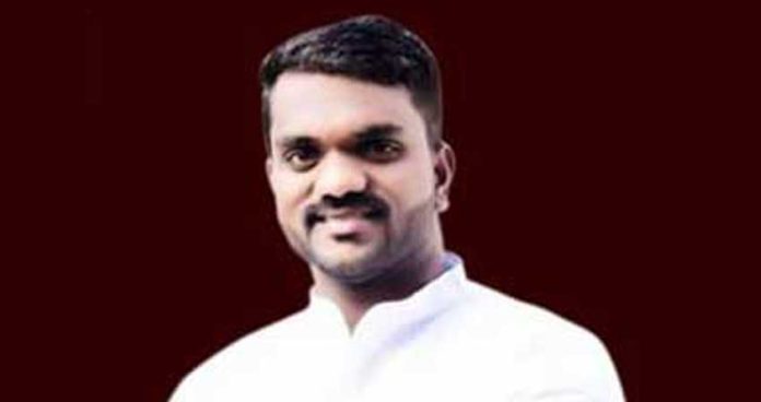 kundan-gaikwad-32_201904223209