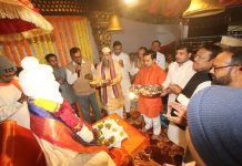 हिंदू मंदिरांच्या जमिनी व परिसरातील अतिक्रमणांवर कारवाई करा — मंत्री नितेश राणे