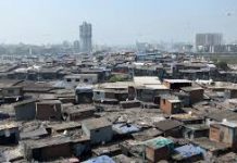 धारावी पुनर्विकास वाद पेटला! २४ जणांना नोटिसा, रहिवाशांचे आंदोलन तीव्र