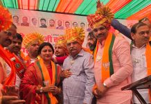 रवी, आपला डिएनए एकच… मुख्यमंत्री देवेंद्र फडणवीसांचे गौरवोद्गार