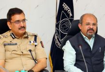 निवडणूक शांततेत व सुरळित पार पाडण्यासाठी समन्वयाने काम करा – पोलिस आयुक्त विनयकुमार चौबे