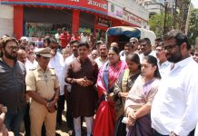 राजमाता जिजाऊ उड्डाणपूल ते गंगोत्री पार्क रस्ते कामाचा महापौरांनी घेतला आढावा; वेळेत व गुणवत्तापूर्ण काम पूर्ण करण्याचे दिले निर्देश