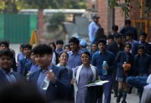 लढायाई मुळे दहावी, बारावीच्या परीक्षा पुढे ढकलल्या