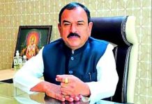 लिंगपिसाट भोंदूबाबा अशोक खरातच्या १०० क्लिप्स