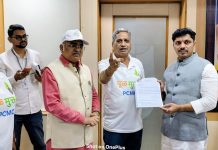 प्राधिकरणातील सलून व्यावसायात पाणी चोरी उघड केल्याने लाख रुपये दंड – जेष्ठ नागरिक दत्तात्रय धामणस्कर यांच्यासह जेष्ठांची धाडशी काम